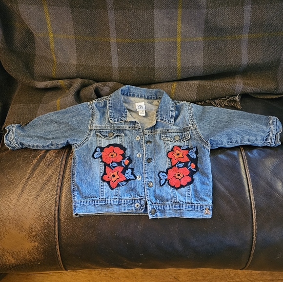 Upcycled Floral Embroidered Denim Jacket 18 - 24 months - Picture 2 of 9